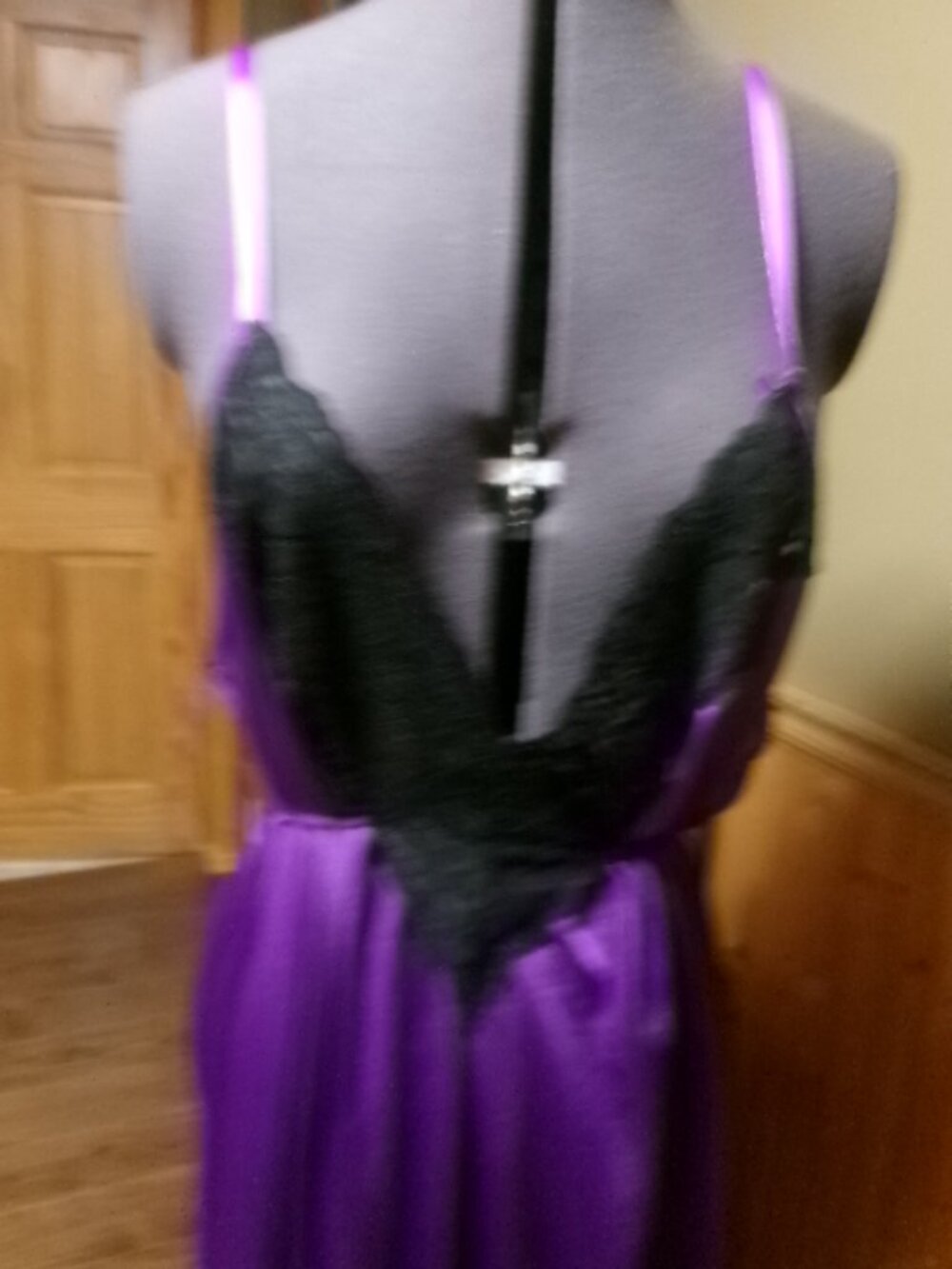 vtg glam sexy dark purple flowing nightgown black lace plunge front tie back xl - Picture 2 of 6